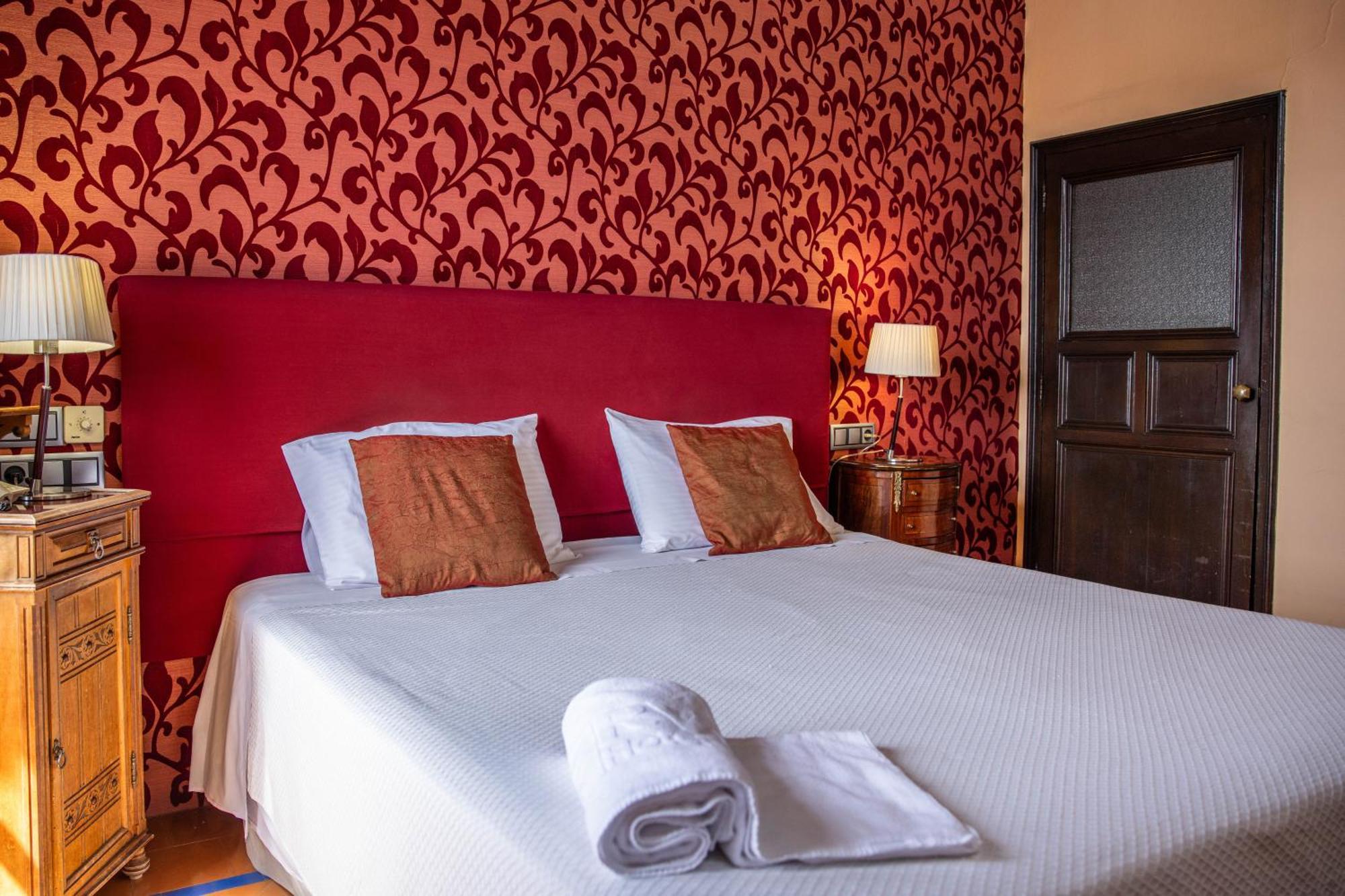 Rvhotels Palau Lo Mirador Torroella de Montgrí Εξωτερικό φωτογραφία