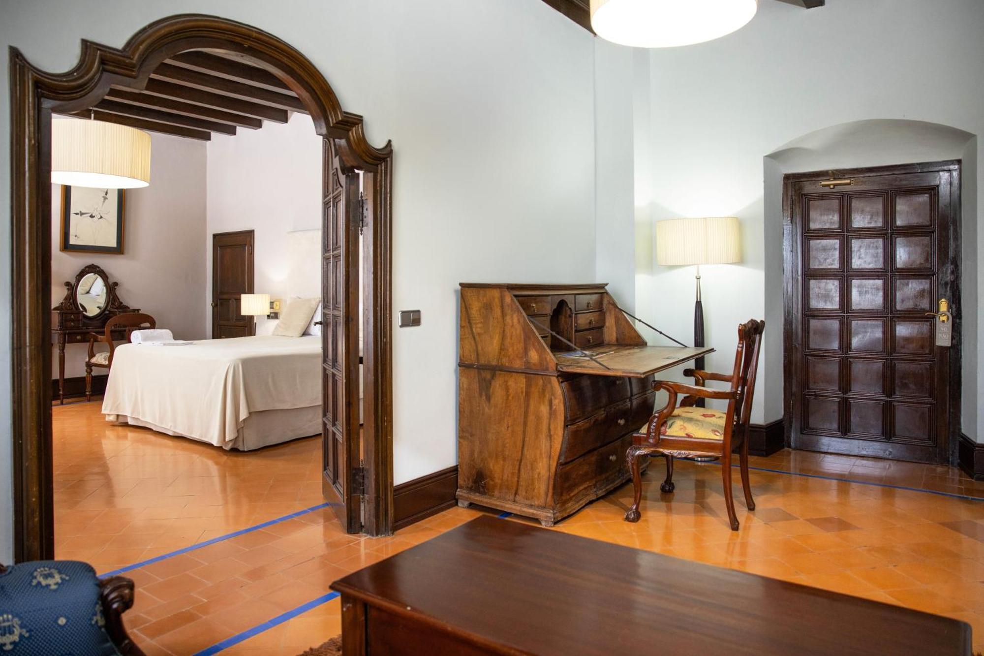 Rvhotels Palau Lo Mirador Torroella de Montgrí Εξωτερικό φωτογραφία