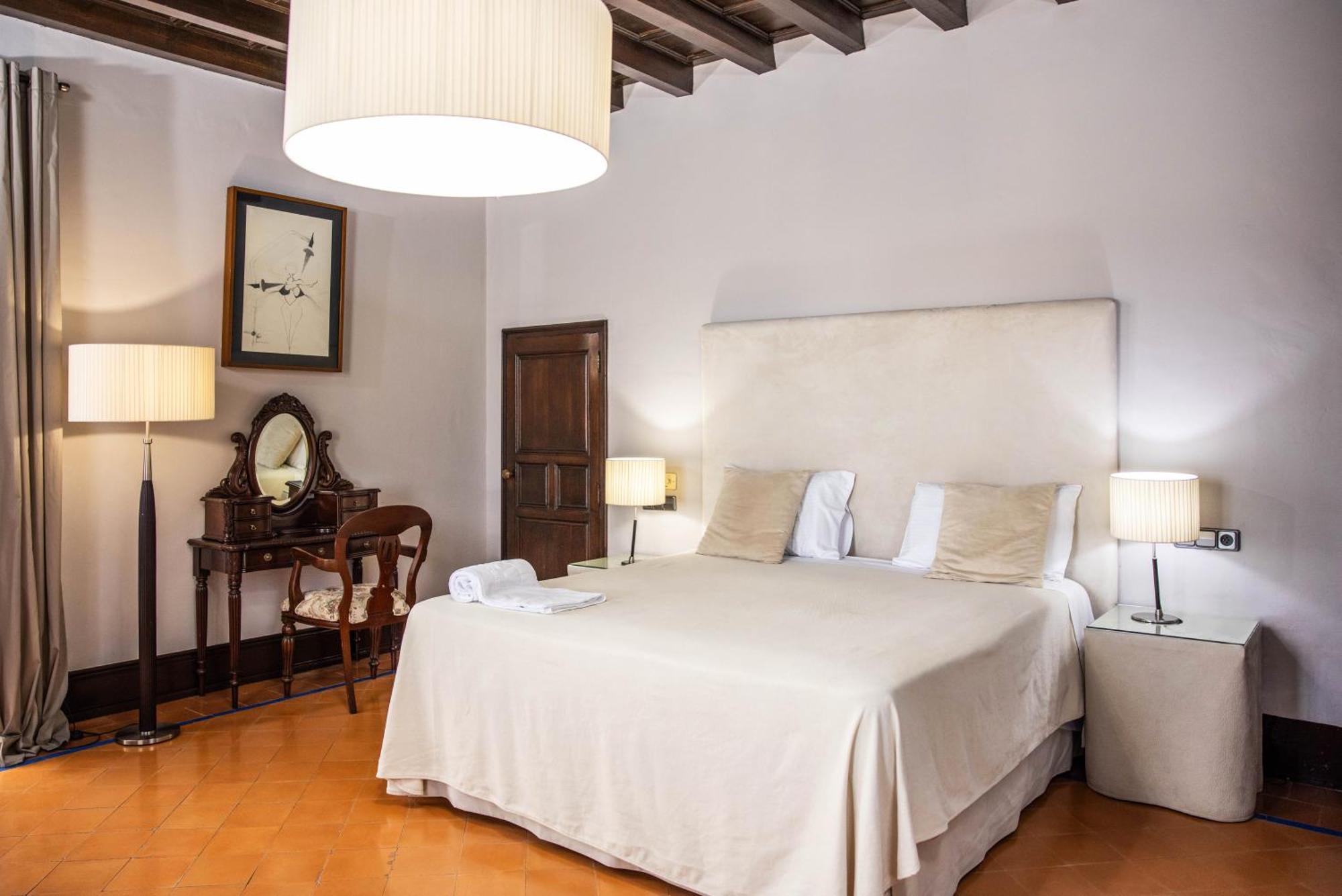 Rvhotels Palau Lo Mirador Torroella de Montgrí Εξωτερικό φωτογραφία